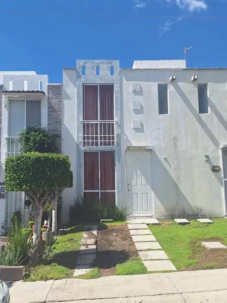 Casa en VENTA en Av Candiles, Colinas del Sol, Querétaro