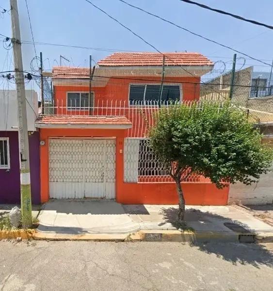 CASA EN VENTA EN JARDINES DE MORELOS RECUPERACIÓN INMOBILIARIA