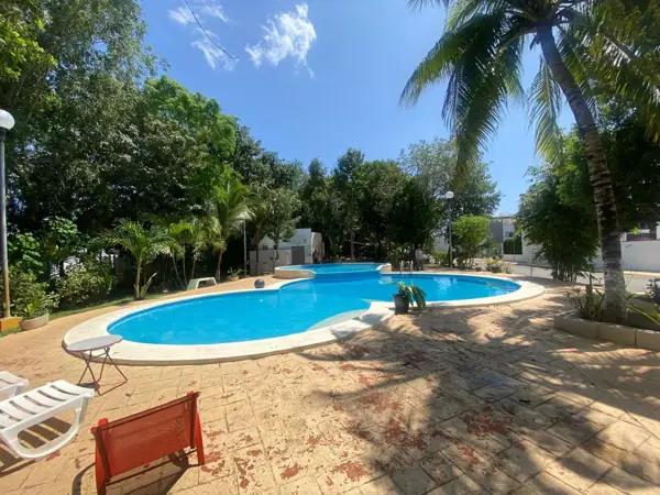 Hermosa casa amueblada y equipada incluye internet, dos limpiezas al mes , y mantenimiento.
