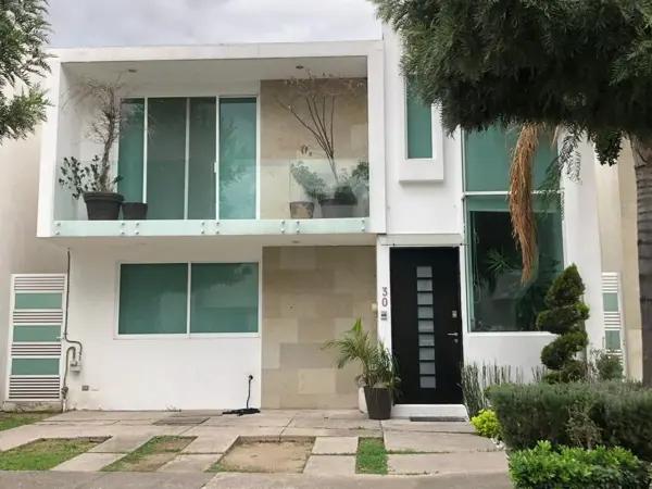 Renta de Casa en Puebla Blanca, Lomas de Angelópolis, San Andrés Cholula