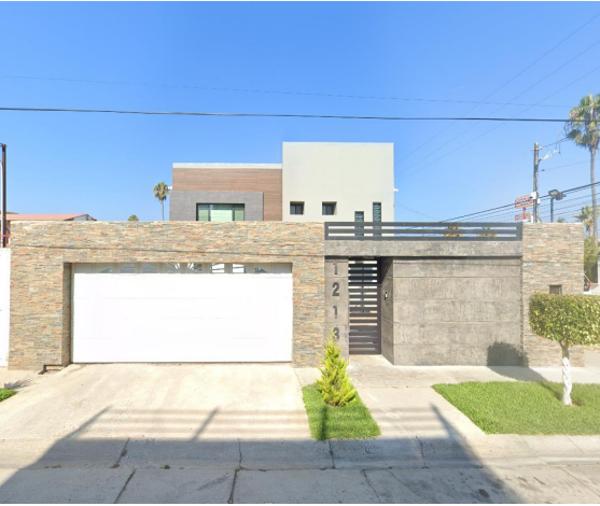 HERMOSA Y LUJOSA CASA EN EXELENTES CONDICIONES EN JARDINES PLAYA DE TIJUANA, TIJUANA, BC.