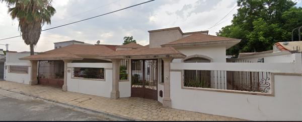 Casa en venta en Los Pinos, Saltillo, Coahuila de Zaragoza