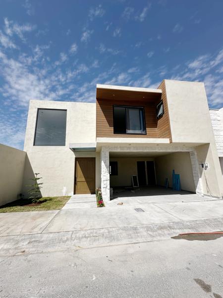 Casa en venta en Valle de Fontanna, Ramos Arizpe, Coahuila de Zaragoza