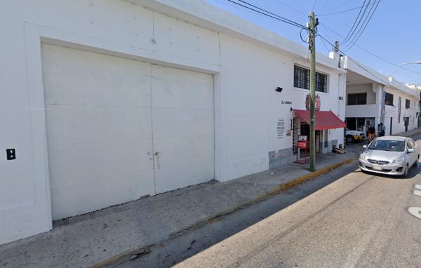 Centro De Mérida Oficinas Con Amplia Bodega Comercial En Renta