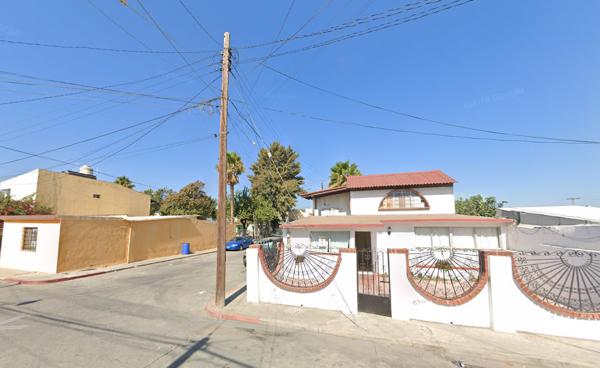 VENTA DE CASA EN TIJUANA BAJA CALIFORNIA DE LA COLONIA GAS Y ANEXAS