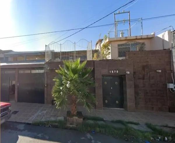 HERMOSA CASA EN CENTRO, TORREON COAHUILA