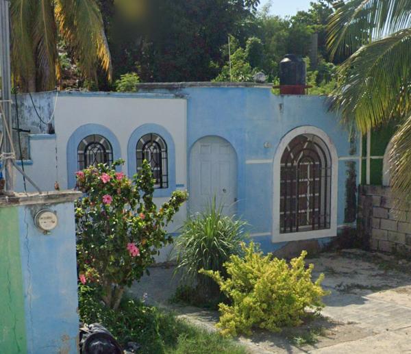 VENTA DE CASA EN SAN FRANCISCO DE CAMPECHE DE LA COLONIA HACIENDA SANTA MARIA