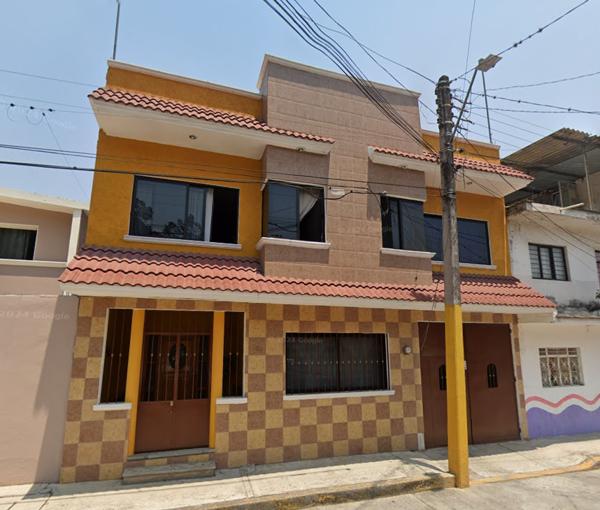 VENTA DE CASA EN CAMERINO Z. MENDOZA VERACRUZ DE LA COLONIA JUAREZ
