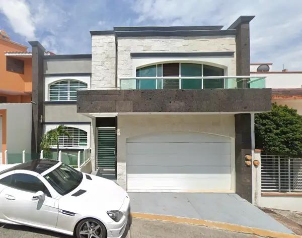 VENTA DE CASA EN XALAPA ENRIQUEZ, VERACRUZ, COLONIA ANAHUAC