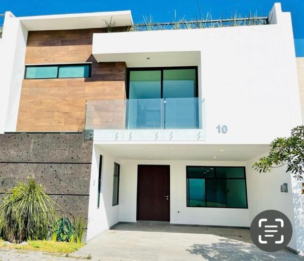 Casa en venta en Lomas de Angelópolis, San Andrés Cholula, Puebla
