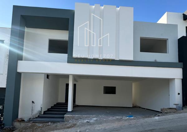 Casa en venta en Castaños del Vergel, Monterrey, Nuevo León