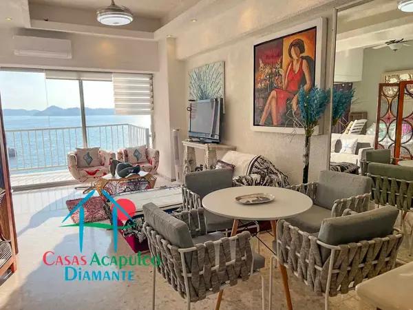 Loft en edificio con salida a la playa. Con terraza y vista al mar Loft en edificio con salida a la playa. Con terraza y vista al mar