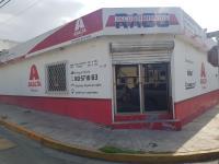 Local en renta en Jardines de Anáhuac, San Nicolás de los Garza, Nuevo León