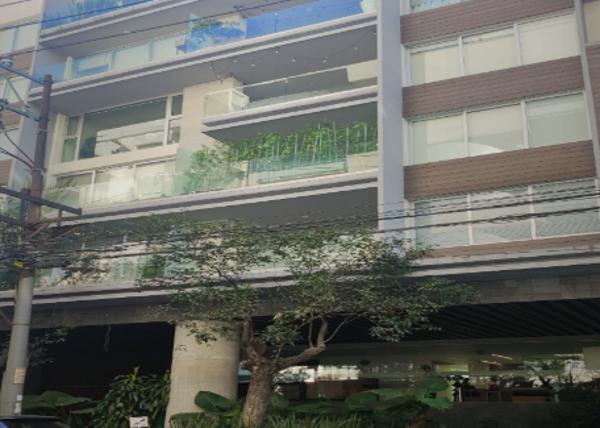 COMPRALE DIRECTO AL BANCO EL DEPARTAMENTO DE ENTREGA INMEDIATA EN LA CALLE DE ALAHAMBRA 42 B.J