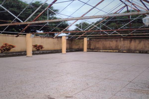 CASA  DE ENTREGA INMEDIATA EN CALLE RIO COATZACOALCOS Y RIO PANUCO, COL. LA FUENTE, MINATITLAN, VER.