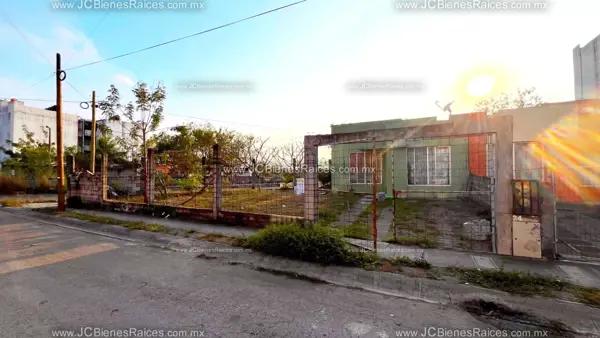 Casa en Venta en Fraccionamiento Colinas de Santa Fe, Veracruz $749,000