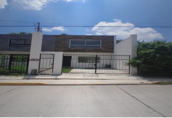 CASA DE ENTREGA INMEDIATA EN AV. XALAPA, COL, CHAPULTEPEC,MARTINEZ DE LA TORRE, VERACRUZ
