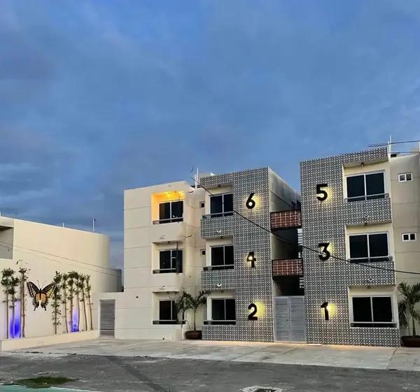 | Departamento amueblado en la playa, en renta. |