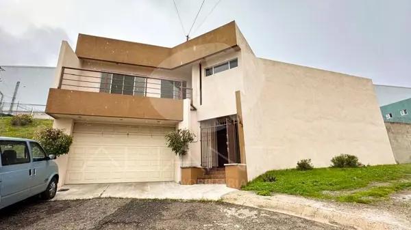 Casa en renta en El Lago, Tijuana, Baja California