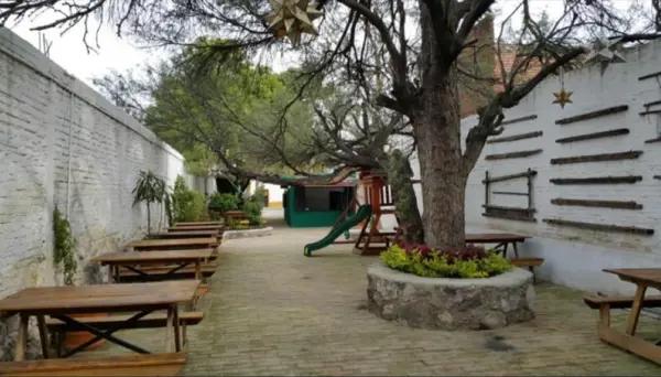 CASA CON USO DE SUELO PARA NEGOCIO O INVERSION EN SANTA ROSA JAUREGUI