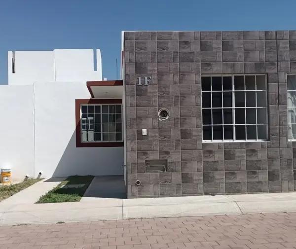 CASA EN RENTA EN SAN JUAN DEL RIO, QUERETARO