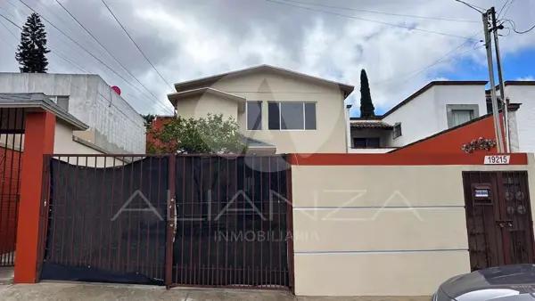 Casa en renta en El Lago, Tijuana, Baja California