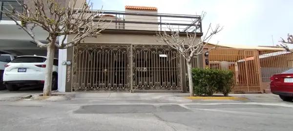 Palma Real, Casa Dos Plantas norte de la ciudad