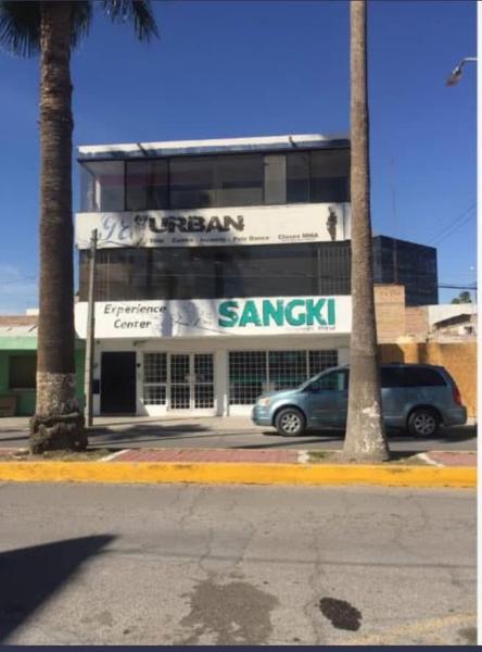 Edificio en La Morelos Centro de Torreón en venta