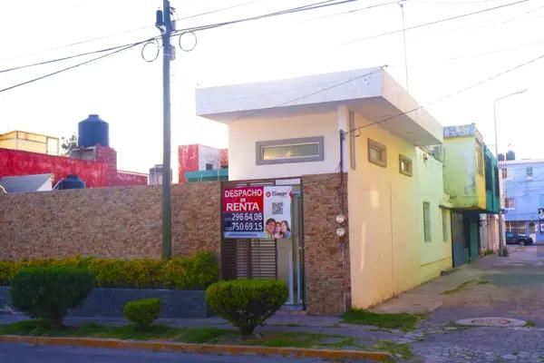 Despacho o Consultorio en Renta, Av. 14 Sur, N.6125 Fracc. Jardines de San Manuel, Zona CU, Puebla.