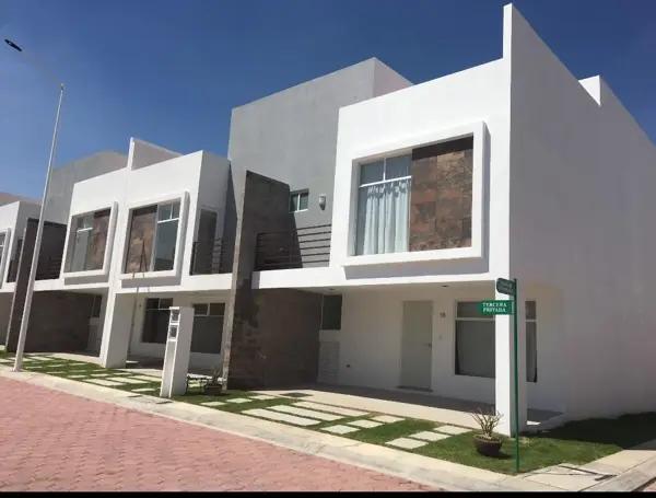 Casa en Venta, Fracc. Hacienda El Sisal, Cuautlancingo, Puebla.