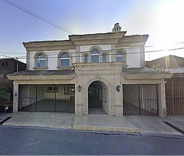 Casa en venta en El Roble, San Nicolás de los Garza, Nuevo León