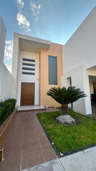 Casa en Venta Residencial Los Reales