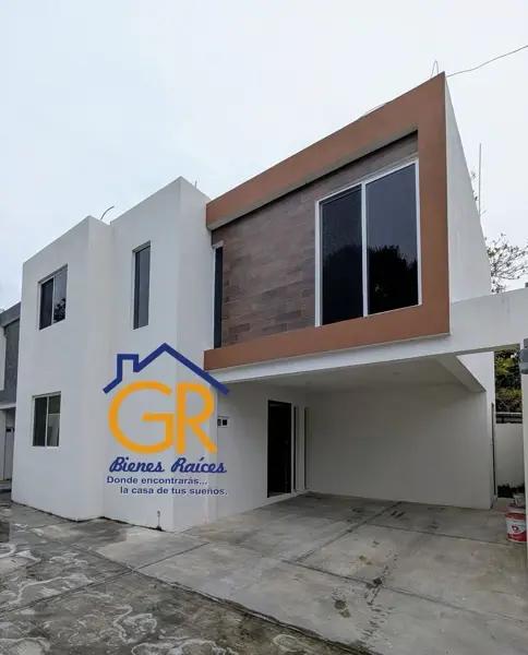 Casa en venta en condominio en la Zona Norte de Tampico, Laguna de la Puerta