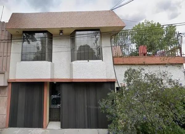 Casa en venta en Jardines de San Mateo Sección Colinas, Naucalpan de Juárez, México
