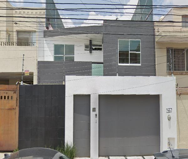 VENTA DE HERMOSA CASA EN GUADALAJARA, JALISCO