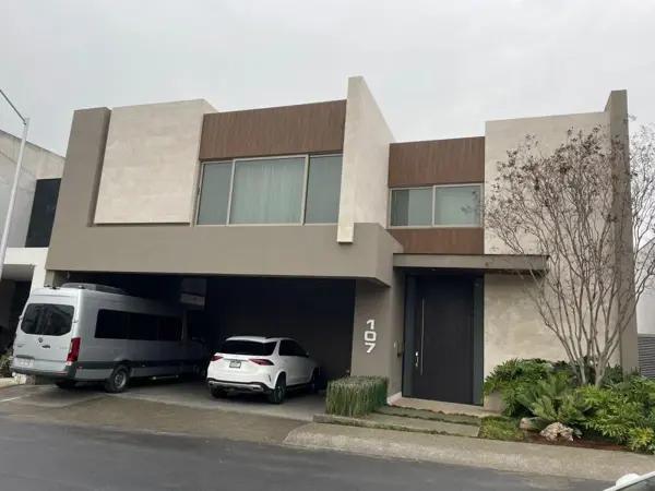 Casa de Lujo en Venta en Zona Sur (Sierra Alta) Monterrey, Nuevo León