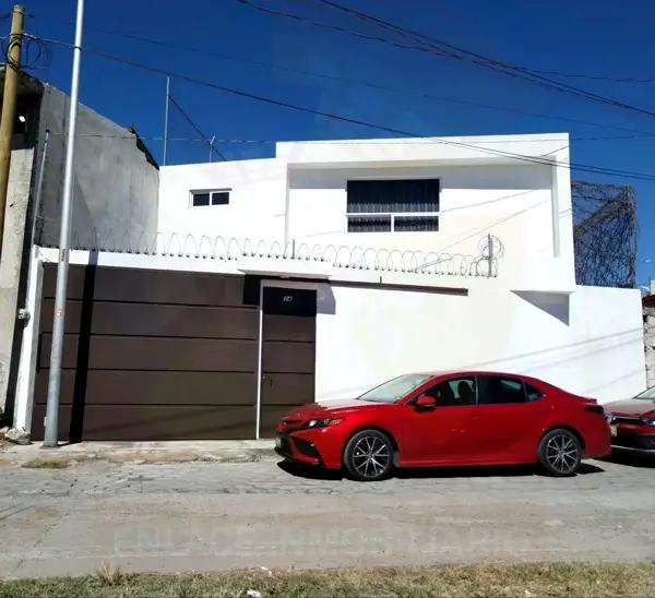 Casa en Venta en la Colonia Romero Vargas