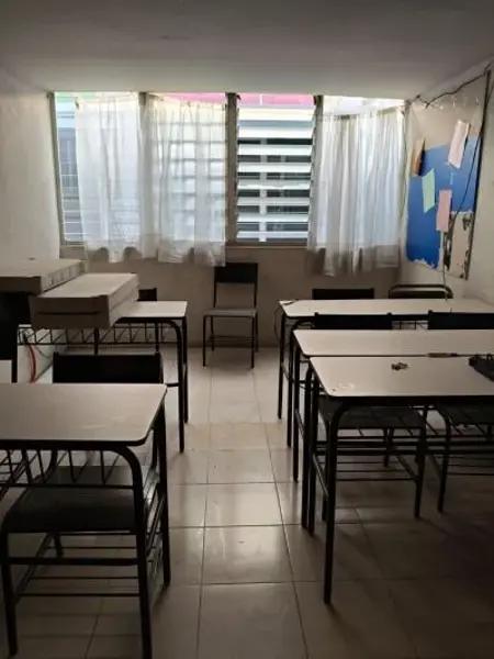 Casa con Uso de Suelo Comercial en Renta Jardin Balbuena. AY79