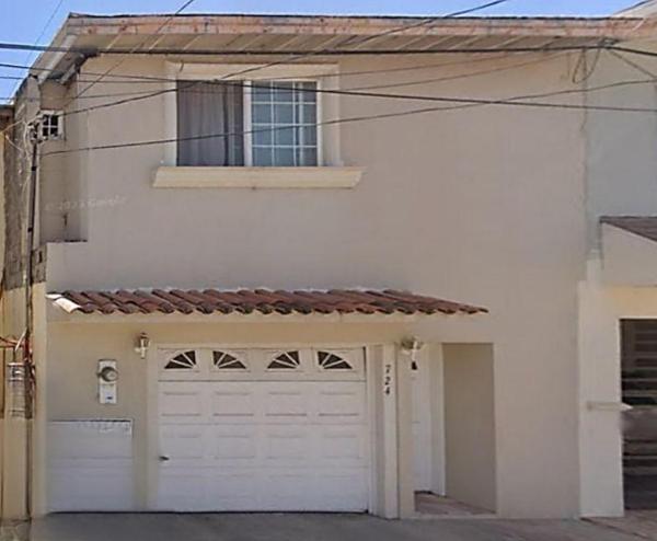 EXCELENTE CASA A 10 MIN DE LA PLAYA