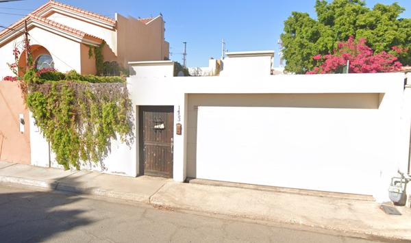 VENTA DE CASA EN AV. TEZOZOMOC, VISTA HERMOSA, MEXICALI, BAJACALIFORNIA NORTE.