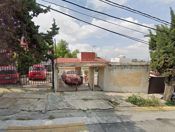 CASA EN VENTA EN LOMAS DE SAN MATEO, RECUPERACIÓN INMOBILIARIA