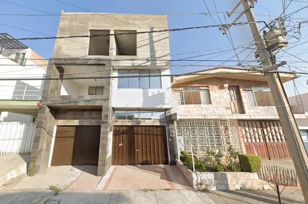 Casa en remate en La Paz, Puebla, Puebla