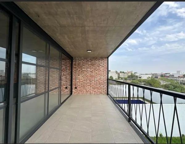 RENTO CASA  CON ALBERCA PROPIA ,TIPO LOFT INDUSTRIAL
