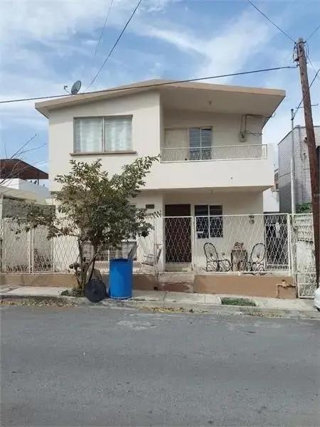 CASA EN VENTA LA FLORIDA. EXCELENTE UBICACIÓN