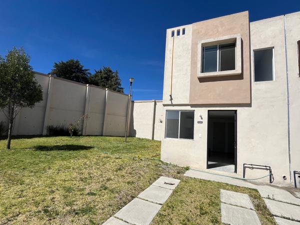 CASA EN VENTA, FRACCIONAMIENTO BOSQUES DEL NEVADO, ZINANCANTEPEC, MEXICO