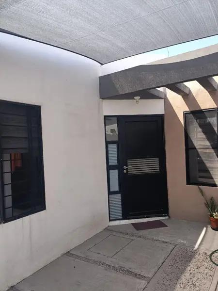 CASA UNIPLANTA EN HORIZONTES RESIDENCIAL