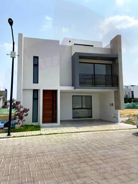 Casa en Venta en Parque México Lomas de Angelópolis 3