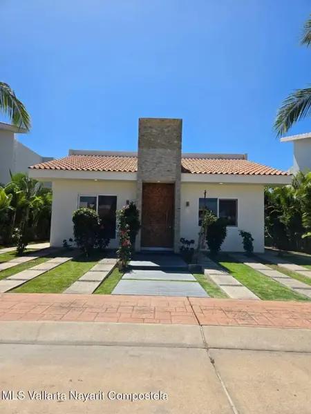 CASA NOGAL 372  -  LOS TIGRES -  NUEVO VALLARTA