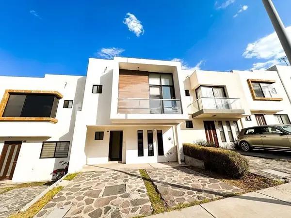 AMPLIA CASA EN VENTA, ZIBATÁ PRECIO DE PROMOCION
