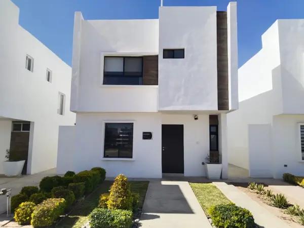 CASA EN VENTA EN RINCON DEL MARQUES